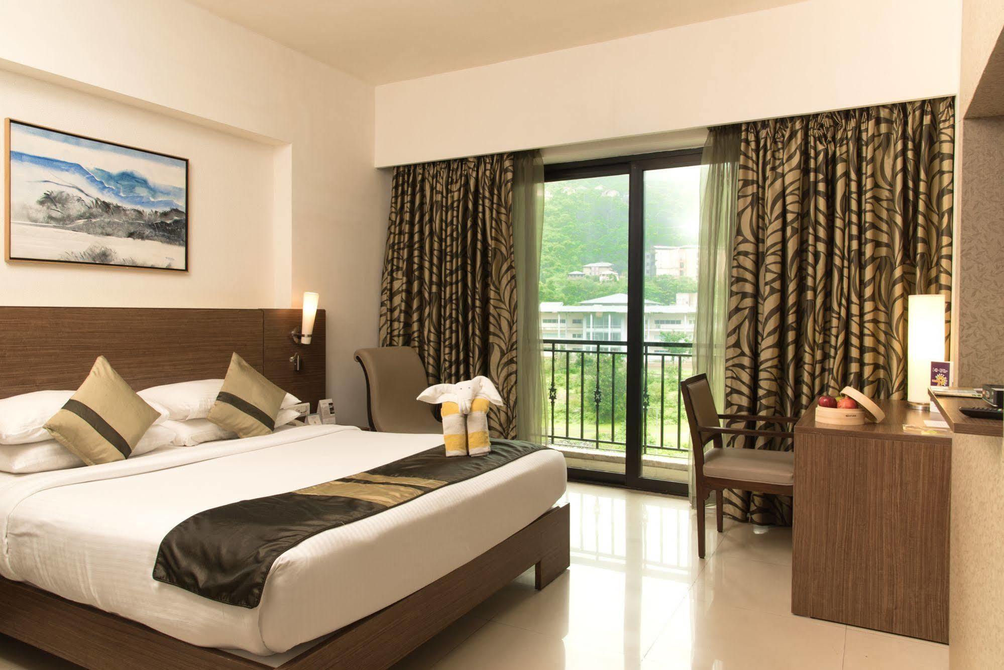 Mercure Lavasa - An Accorhotels Brand Pune Exterior photo